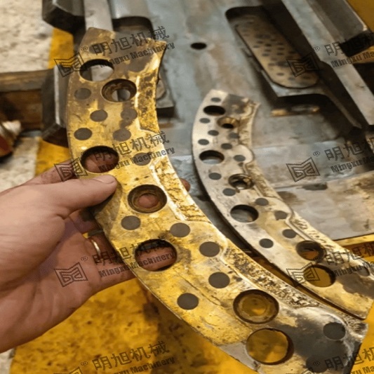Specific application of Mingxu Machinery's self-lubricating bearings in the automobile manufacturing industry